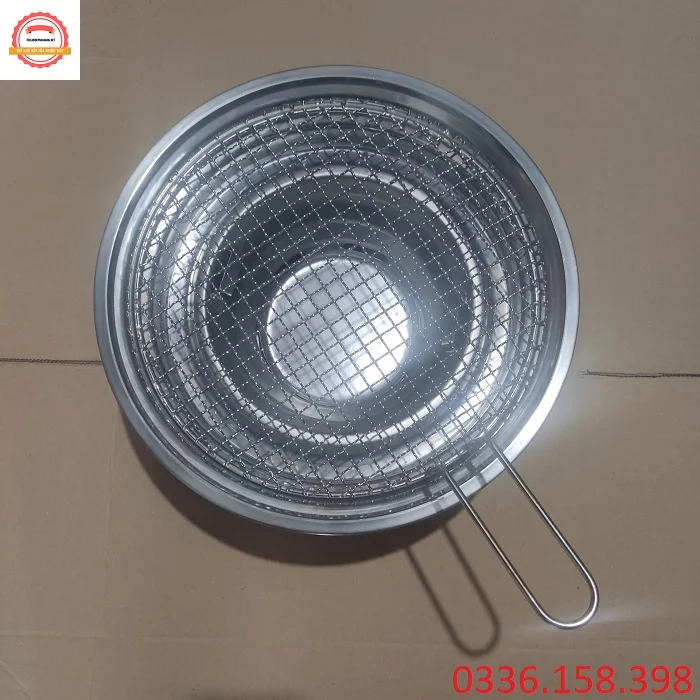 Vỉ nướng mắt cáo trên bếp nướng âm bàn
