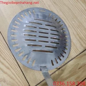 Vỉ nướng chống dính đột lỗ inox giá rẻ