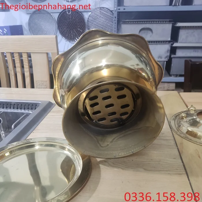 Nồi lẩu cù lao, nồi cù lao, cái cù lao, cái cù lao nhà hàng, nồi lẩu cù lao tròn, nồi lẩu cù lao tròn màu vàng, cung cấp nồi lẩu cù lao tròn , giá bán nồi lẩu cù lao tròn , địa chỉ bán nồi lẩu cù lao tròn, nồi lẩu cù lao tròn giá rẻ, nồi lẩu cù lao tròn giá tốt, nồi lẩu cù lao cho nhà hàng, nồi cù lao tròn, nồi cù lao tròn inox, nồi lẩu cù lao tròn tại Hà Nội, nồi lẩu cù lao tròn tại Thanh Hóa, nồi lẩu cù lao tròn tại Nam Định, nồi lẩu cù lao tròn tại Hải Phòng, nồi lẩu cù lao tròn tại Bắc Ninh, nồi lẩu cù lao tròn tại Bắc Giang, nồi lẩu cù lao tròn tại Hà Giang, nồi lẩu cù lao tròn tại Quảng Ninh, nồi lẩu cù lao tròn tại Quảng Ngãi, nồi lẩu cù lao tròn tại Quảng Trị, nồi lẩu cù lao tròn tại Ninh Bình, nồi lẩu cù lao tròn tại Thái Bình, nồi lẩu cù lao tròn tại Sơn La, nồi lẩu cù lao tròn tại Lào Cai, nồi lẩu cù lao tròn tại Hồ Chí Minh, nồi lẩu cù lao tròn tại Sài Gòn, nồi lẩu cù lao tròn tại Cà Mau, nồi lẩu cù lao tròn tại Lai Châu, nồi lẩu cù lao tròn tại Gia Lai, nồi lẩu cù lao tròn tại Vĩnh Phúc, nồi lẩu cù lao tròn tại Bình Định, nồi lẩu cù lao tròn tại Hà Nam, nồi lẩu cù lao tròn tại Yên Bái, nồi lẩu cù lao tròn tại Sapa, nồi lẩu cù lao tròn tại đồng tháp, nồi lẩu cù lao tròn tại Phú Thọ, Mặt đáy nồi cù lao tròn nhà hàng