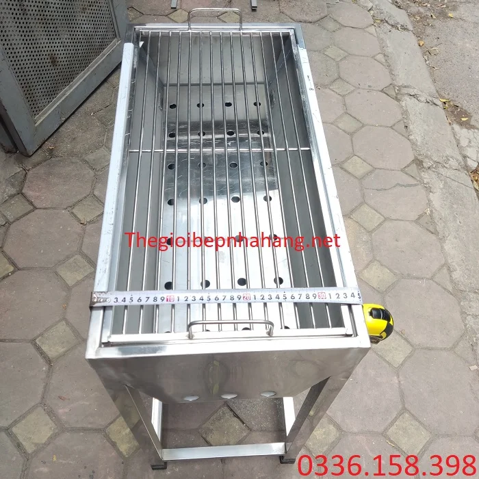Chiều rộng của lò nướng than ngoài trời
