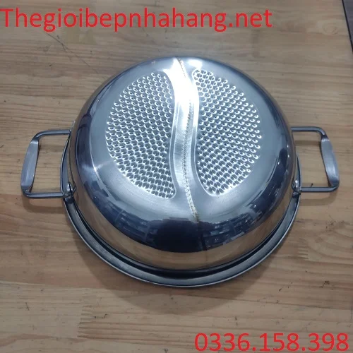 Mặt đáy của nồi inox tròn 2 ngăn