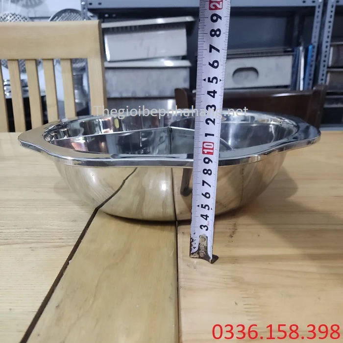 Chiều cao của nồi lẩu 3 ngăn tròn