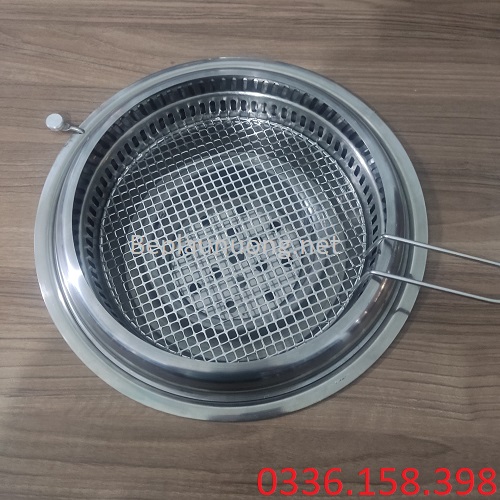 Vỉ nướng chống dính trong bếp nướng hút âm