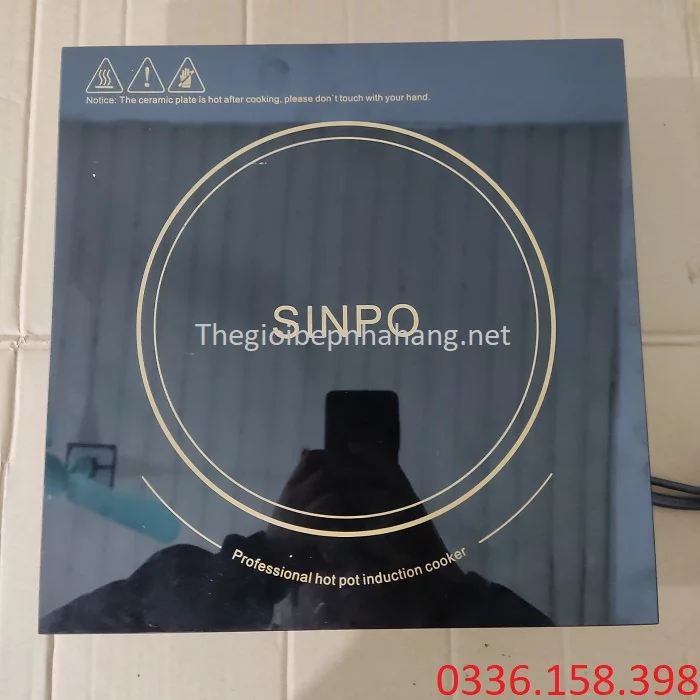 Bếp từ ăn lẩu âm bàn dạng vuông