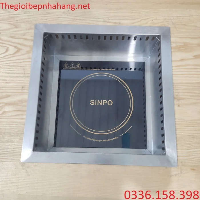 Bếp từ vuông đặt âm bàn cho nhà hàng
