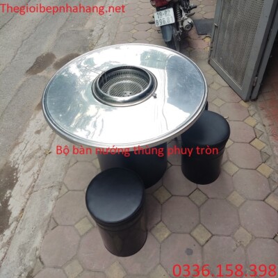Bàn ghế tròn dạng thùng phuy nhà hàng