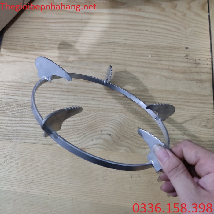 Kiềng bếp lẩu bằng inox cho nhà hàng