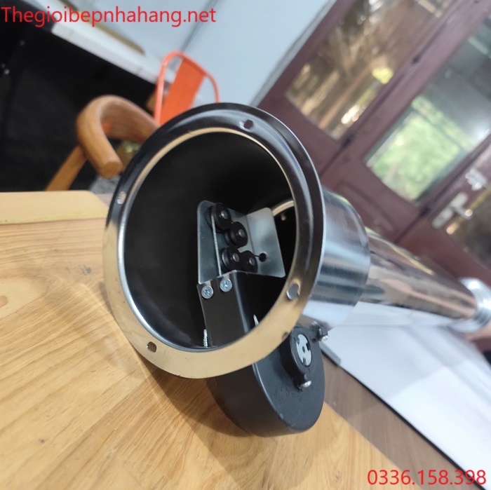 Phần đầu của ống hút khói inox