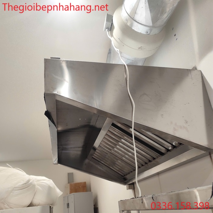 Tum hút khói inox nhà hàng